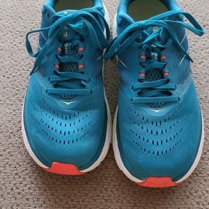 Hoka womens running shoes